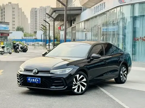 Volkswagen Passat, 2025