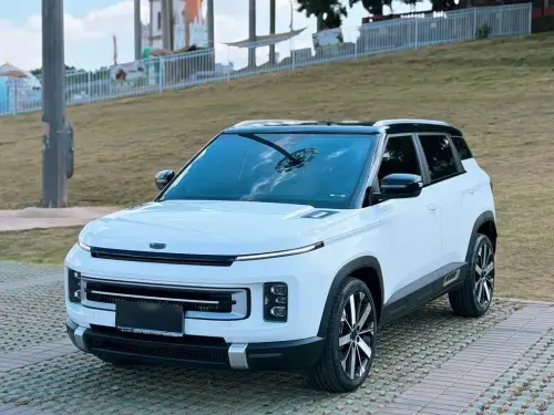 Geely ICON, 2022