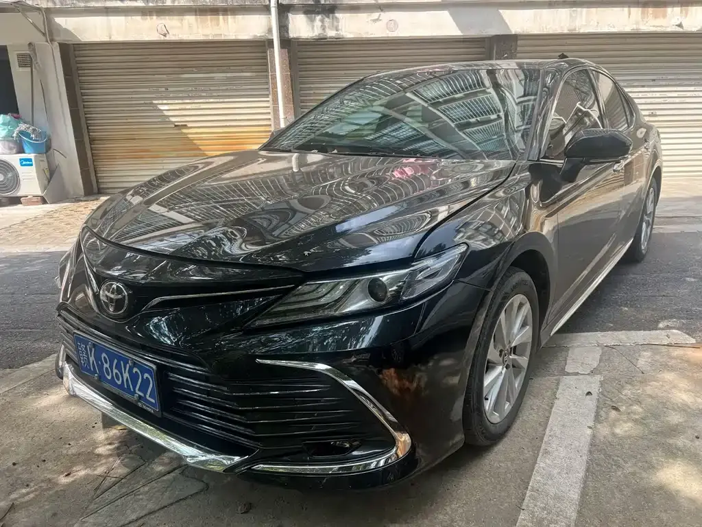Toyota Camry, 2023