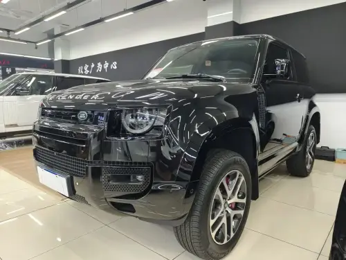 Land Rover Defender, 2024