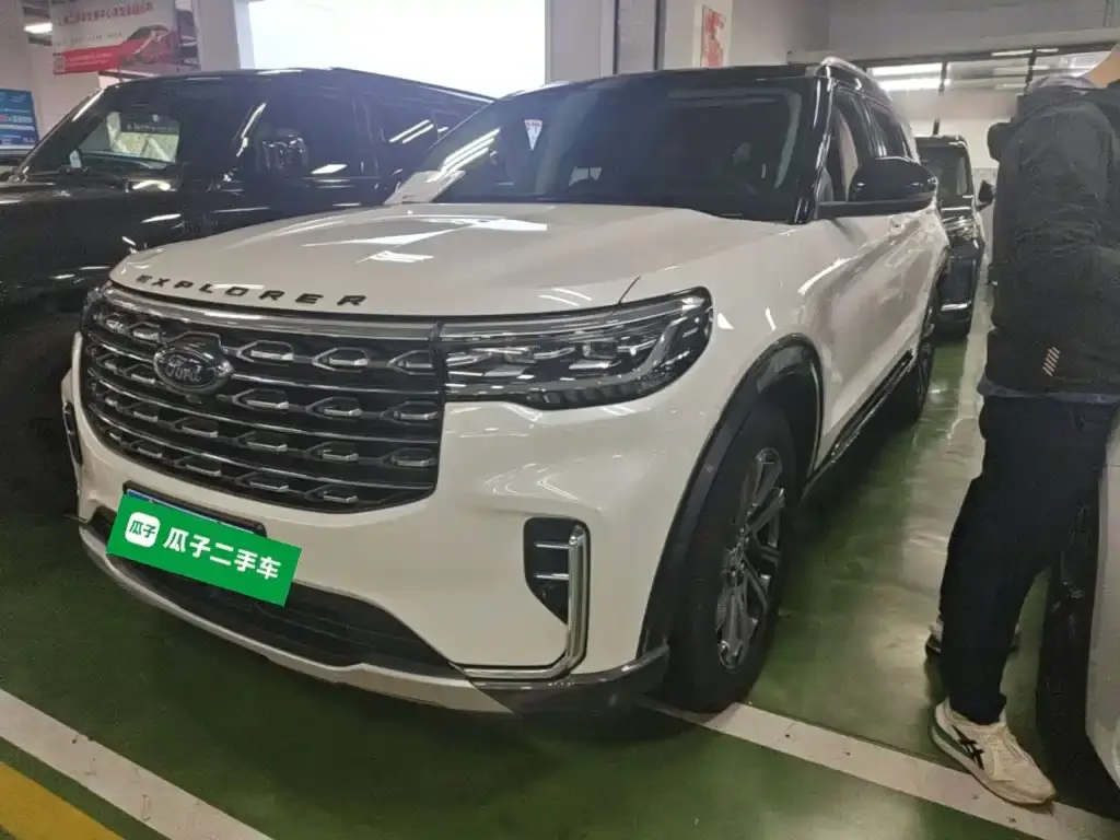 Ford Explorer, 2023