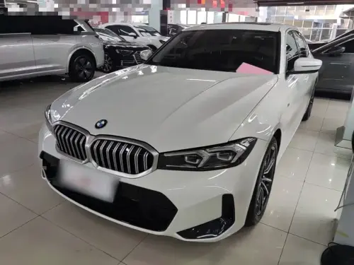 BMW 3-Series, 2023