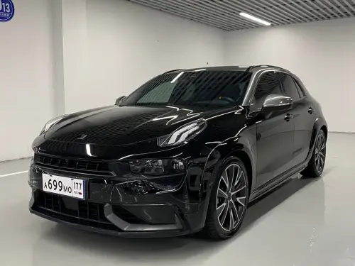 Lynk & Co 02 Hatchback, 2021