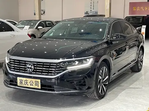 Volkswagen Passat, 2023