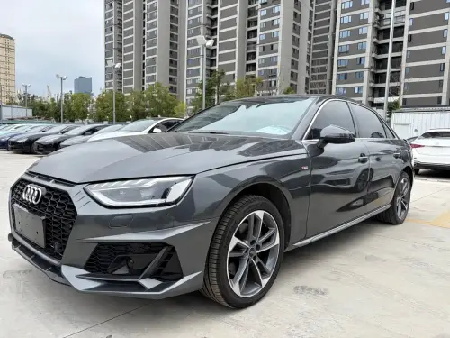 Audi A4, 2023