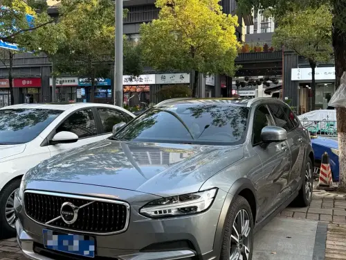 Volvo V90, 2020