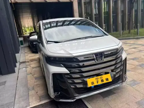 Toyota Vellfire, 2025