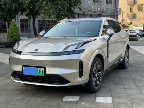 Lynk & Co 08, 2025