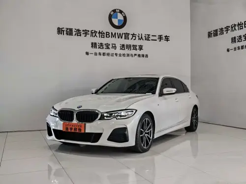 BMW 3-Series, 2022