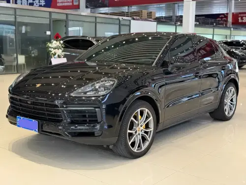Porsche Cayenne, 2022