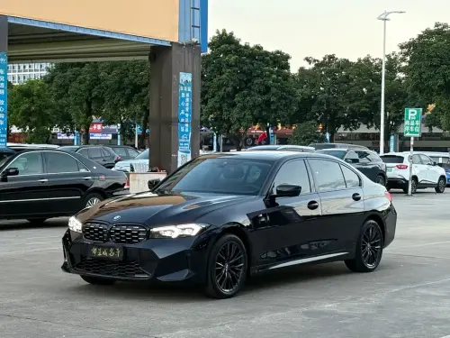 BMW 3-Series, 2025