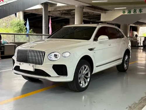 Bentley Bentayga, 2024