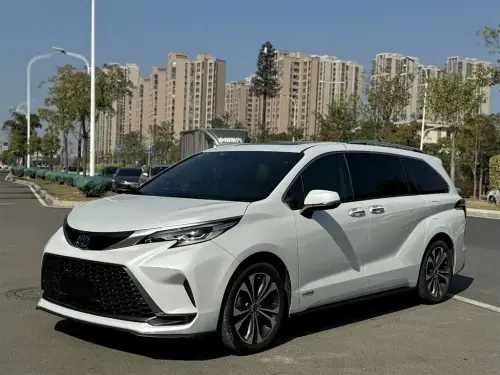 Toyota Granvia, 2023