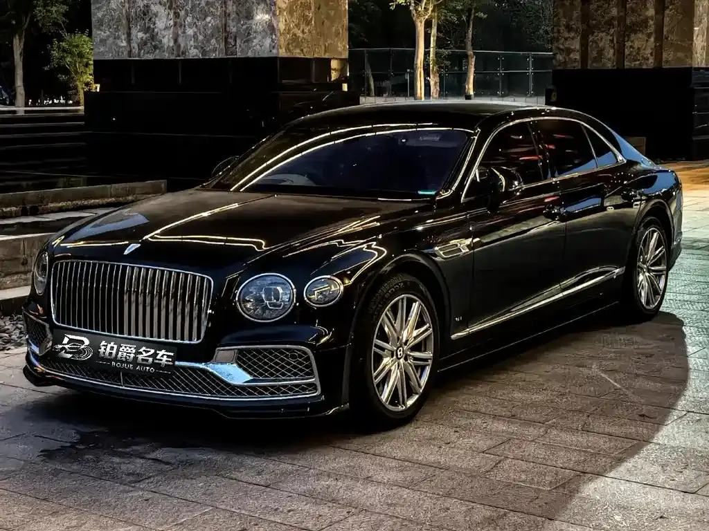 Bentley Flying Spur, 2022