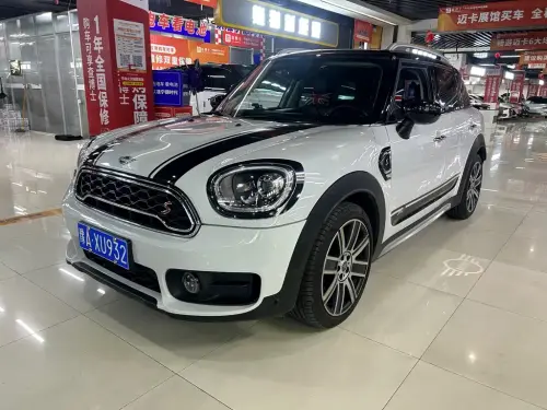 Mini MINI COUNTRYMAN, 2020