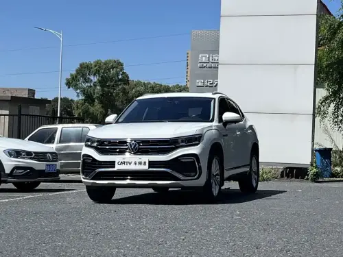 Volkswagen Tayron X, 2021