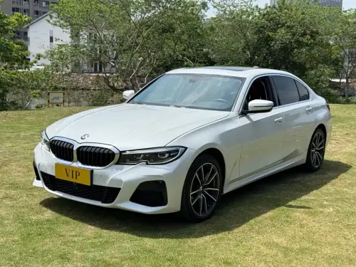 BMW 3-Series, 2021