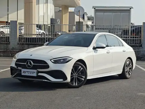 Mercedes-Benz C-Class, 2024