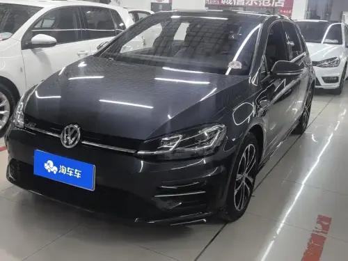 Volkswagen Golf, 2020