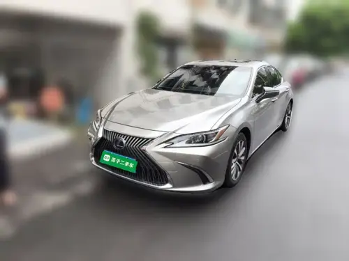 Lexus ES, 2020