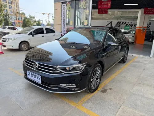 Volkswagen Magotan, 2021