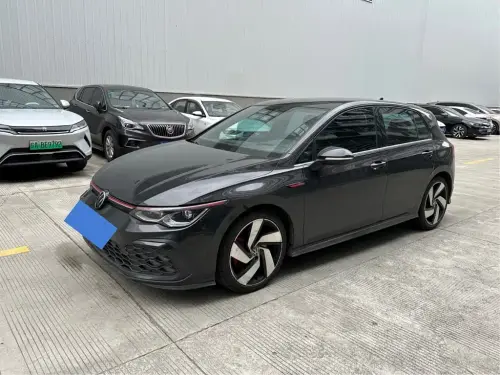 Volkswagen Golf GTI, 2024