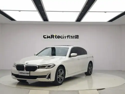 BMW 5-Series, 2023