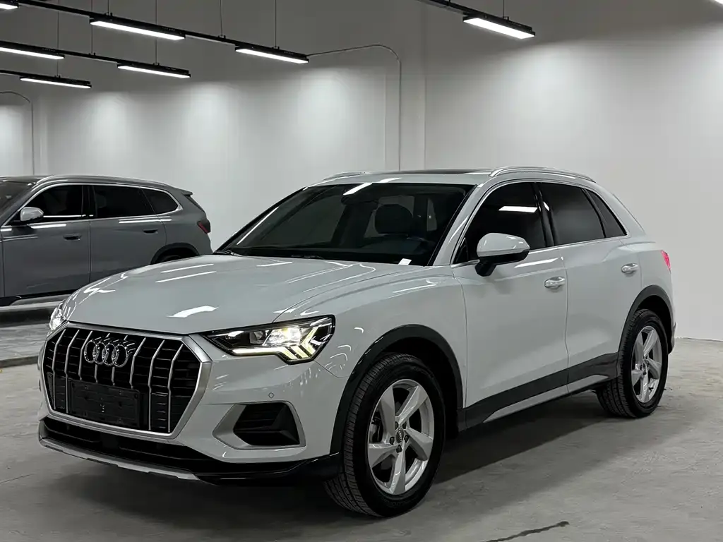 Audi Q3, 2020