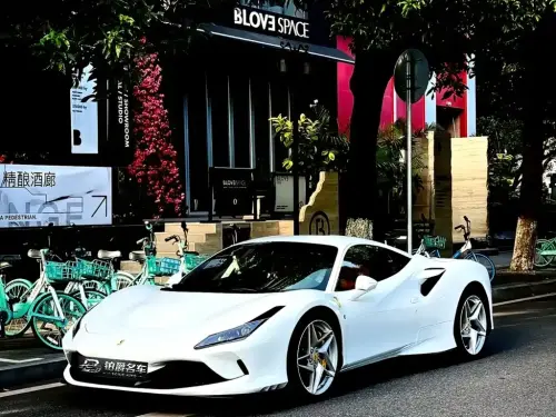 Ferrari F8, 2022