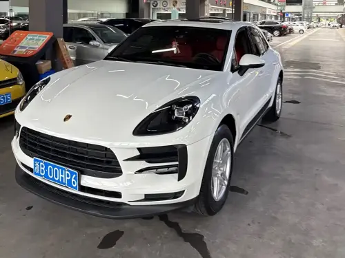 Porsche Macan, 2021