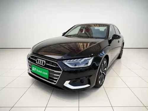 Audi A4, 2022