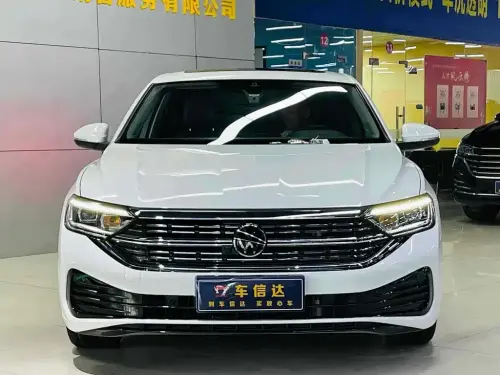 Volkswagen Sagitar, 2023