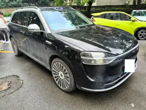 AITO M9, 2025