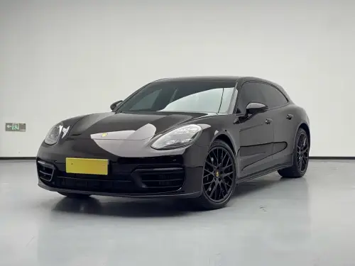 Porsche Panamera, 2022