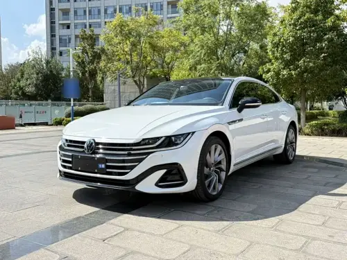 Volkswagen CC, 2025