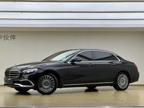 Mercedes-Benz E-Class, 2022