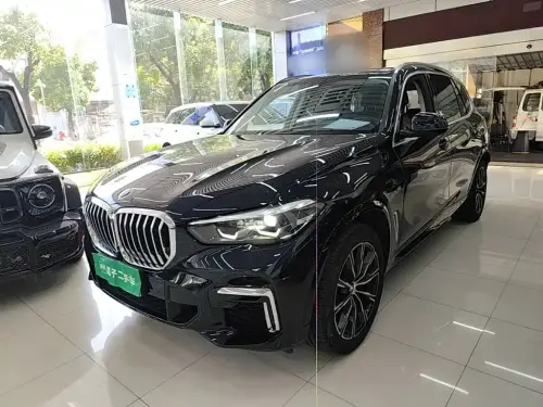 BMW X5, 2023