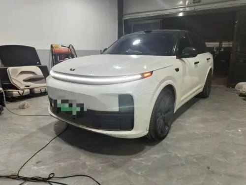 Li Auto L7, 2025