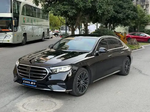 Mercedes-Benz E-Class, 2025