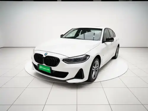 BMW 1-Series, 2022