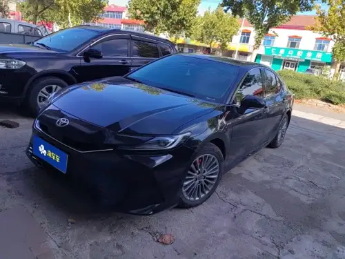 Toyota Camry, 2025