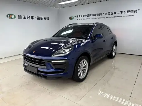 Porsche Macan, 2022