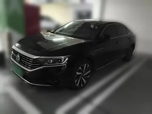 Volkswagen Passat, 2022