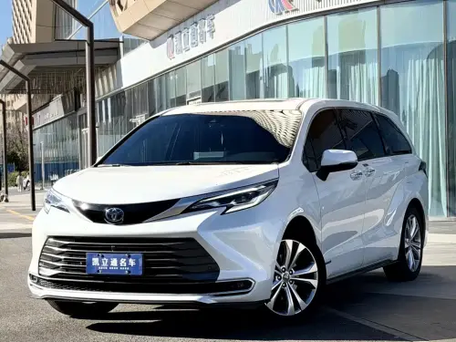 Toyota Sienna, 2024