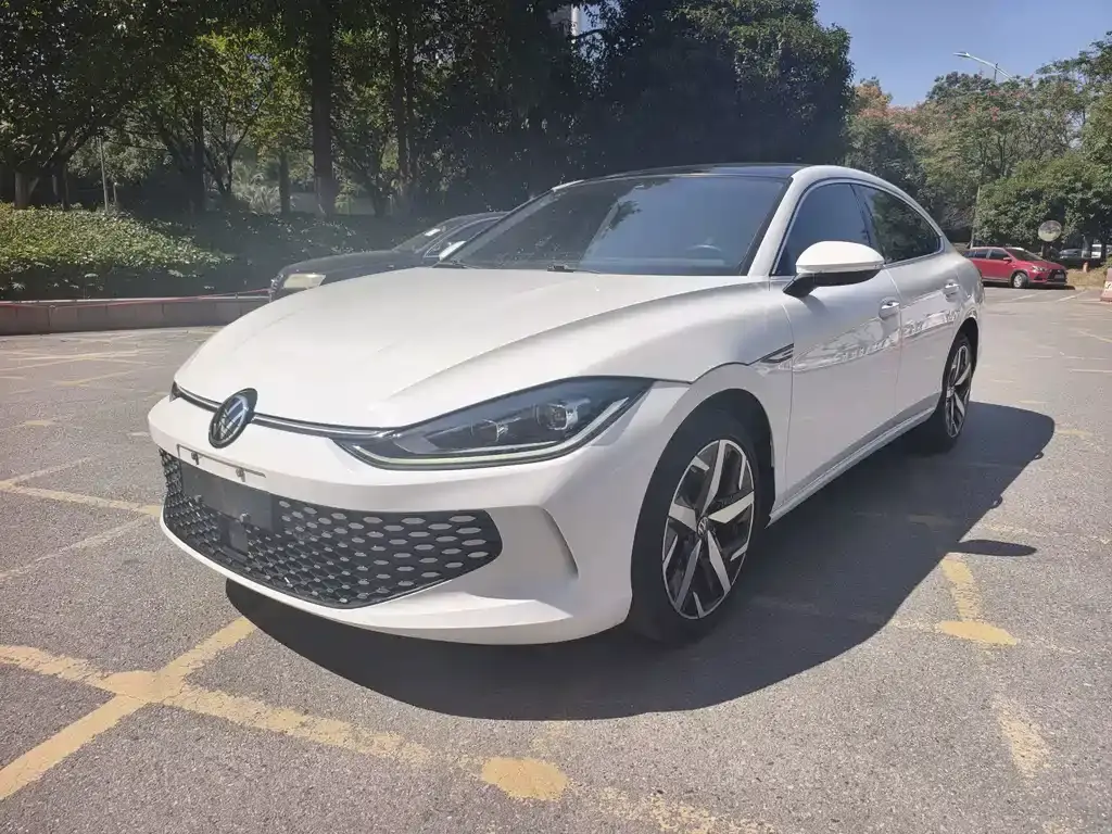 Volkswagen Lamando, 2023