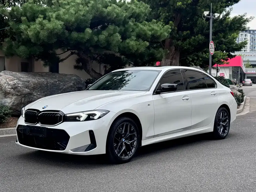 BMW 3-Series, 2024