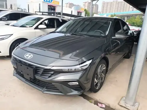 Hyundai Elantra, 2024