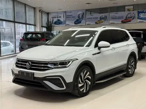 Volkswagen Tiguan, 2023