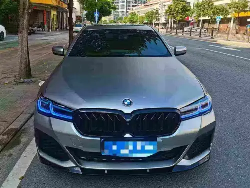 BMW 5-Series, 2022