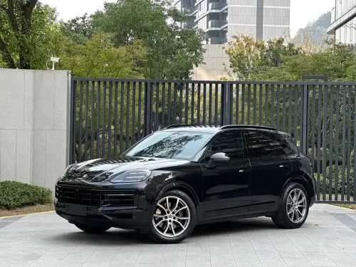 Porsche Cayenne, 2025